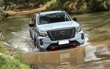 Đánh Giá Xe Nissan Navara 2021 - Sẵn Sàng Đối Đầu Ford Ranger 2021!